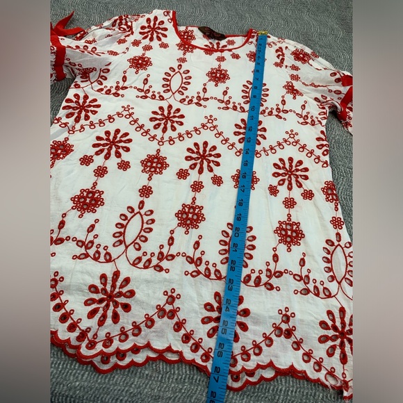 3/$10 Cocoplum Embroidered Eyelet Lined Cold Shoulder Flared Sleeve Blouse Top - Picture 10 of 14